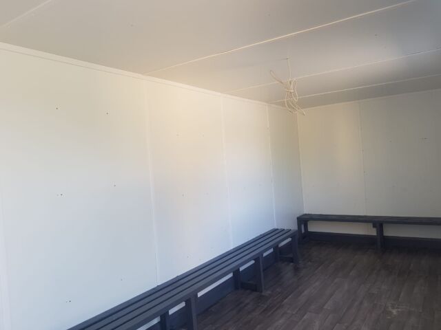 b4ce646f-a81e-45b4-bcb2-eb03dd13f4fa